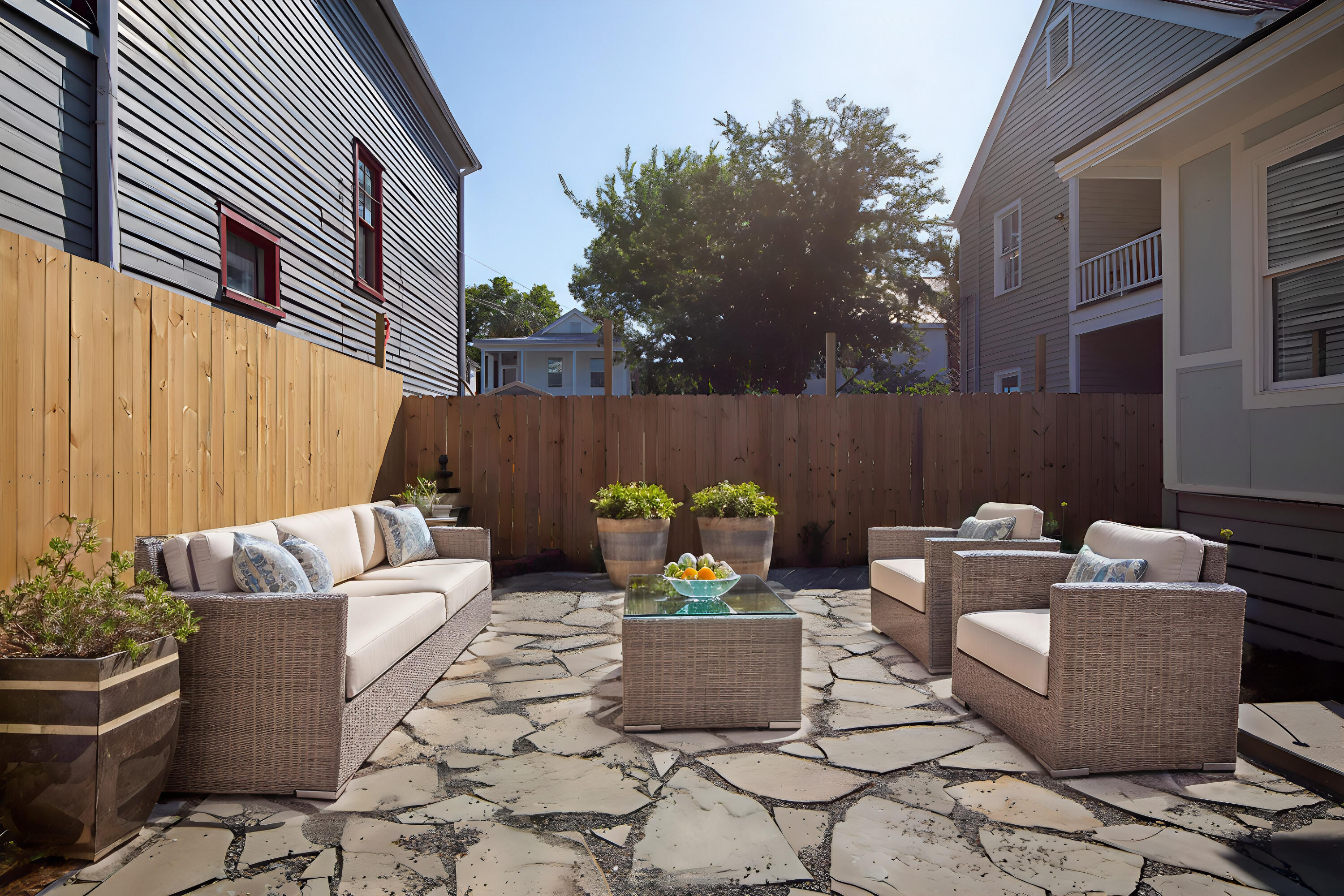 111 Fishburne Street Charleston, SC 29403 - Photo 42 of 47 Virtual Staging AI - 2W1A1542 - Septembe