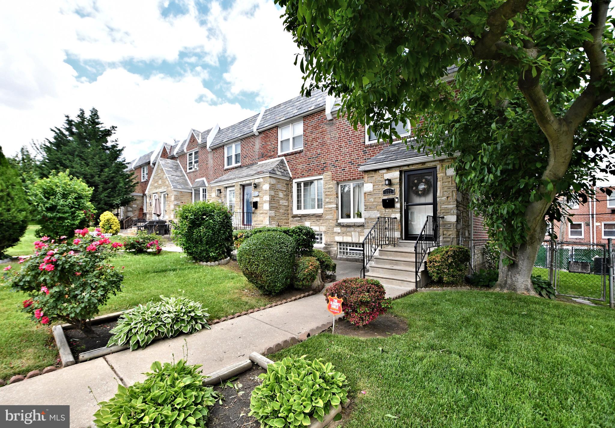 327 East Claremont Road Philadelphia, PA 19120 - Photo 2 of 47 Gallery Image 2