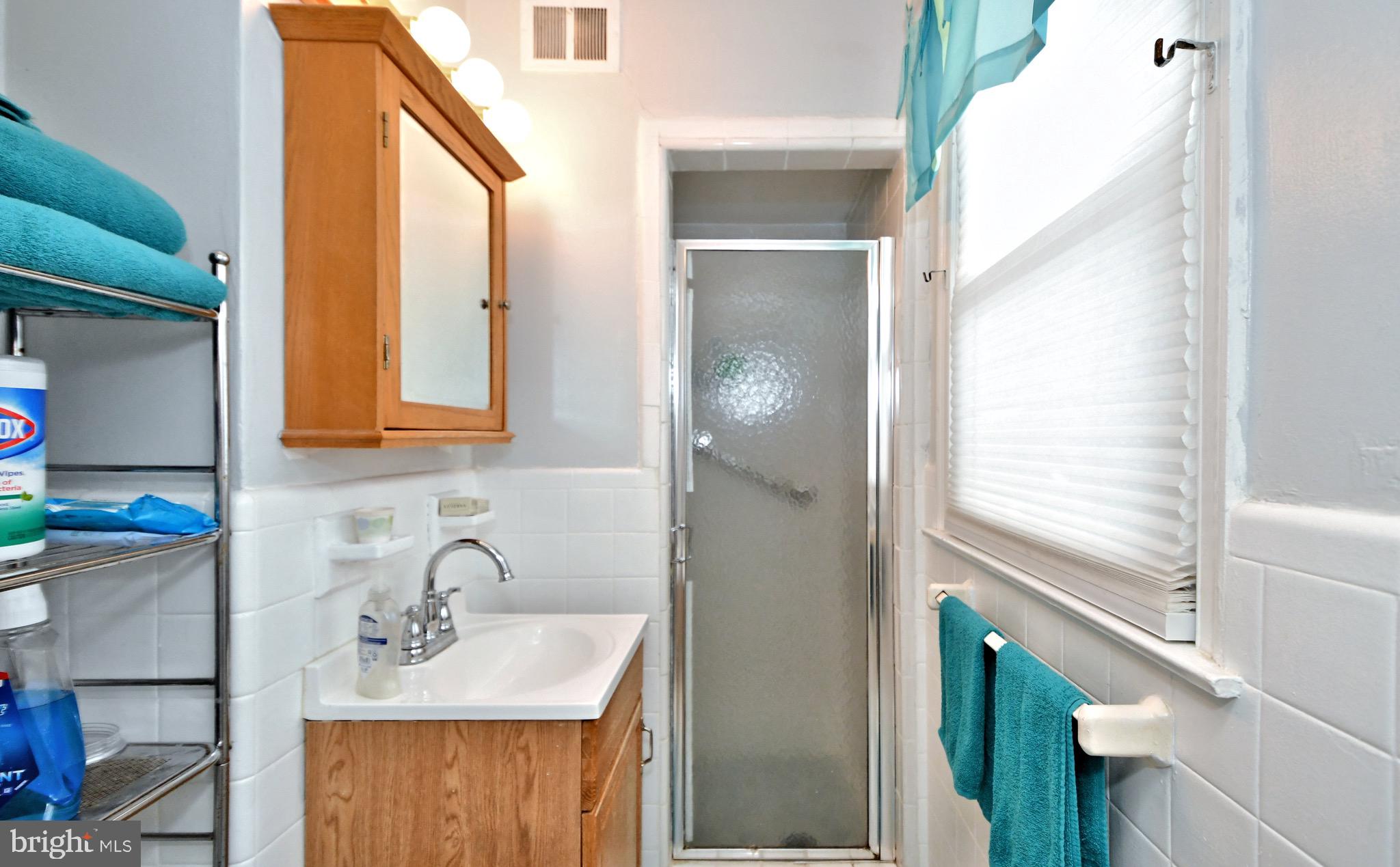 327 East Claremont Road Philadelphia, PA 19120 - Photo 30 of 47 Gallery Image 30