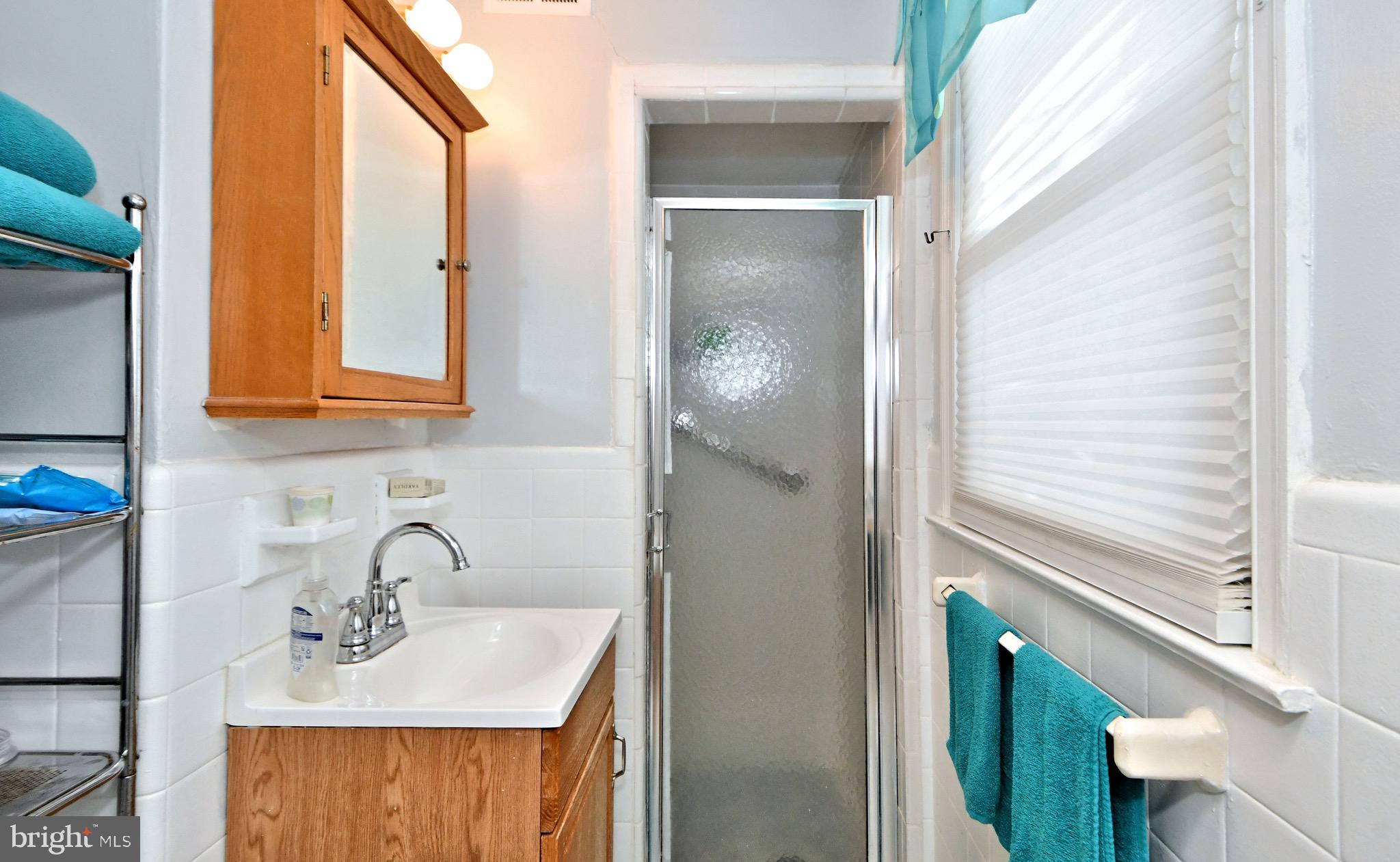 327 East Claremont Road Philadelphia, PA 19120 - Photo 31 of 47 Gallery Image 31