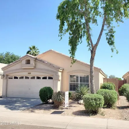 $2,250 | 4739 East Desert Wind Dr., Phoenix, AZ 85044