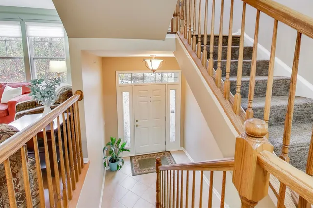a view of entryway with a front door