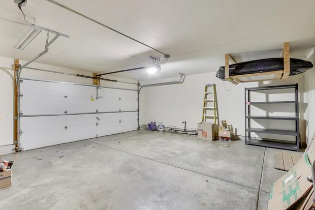 a view of a garage room