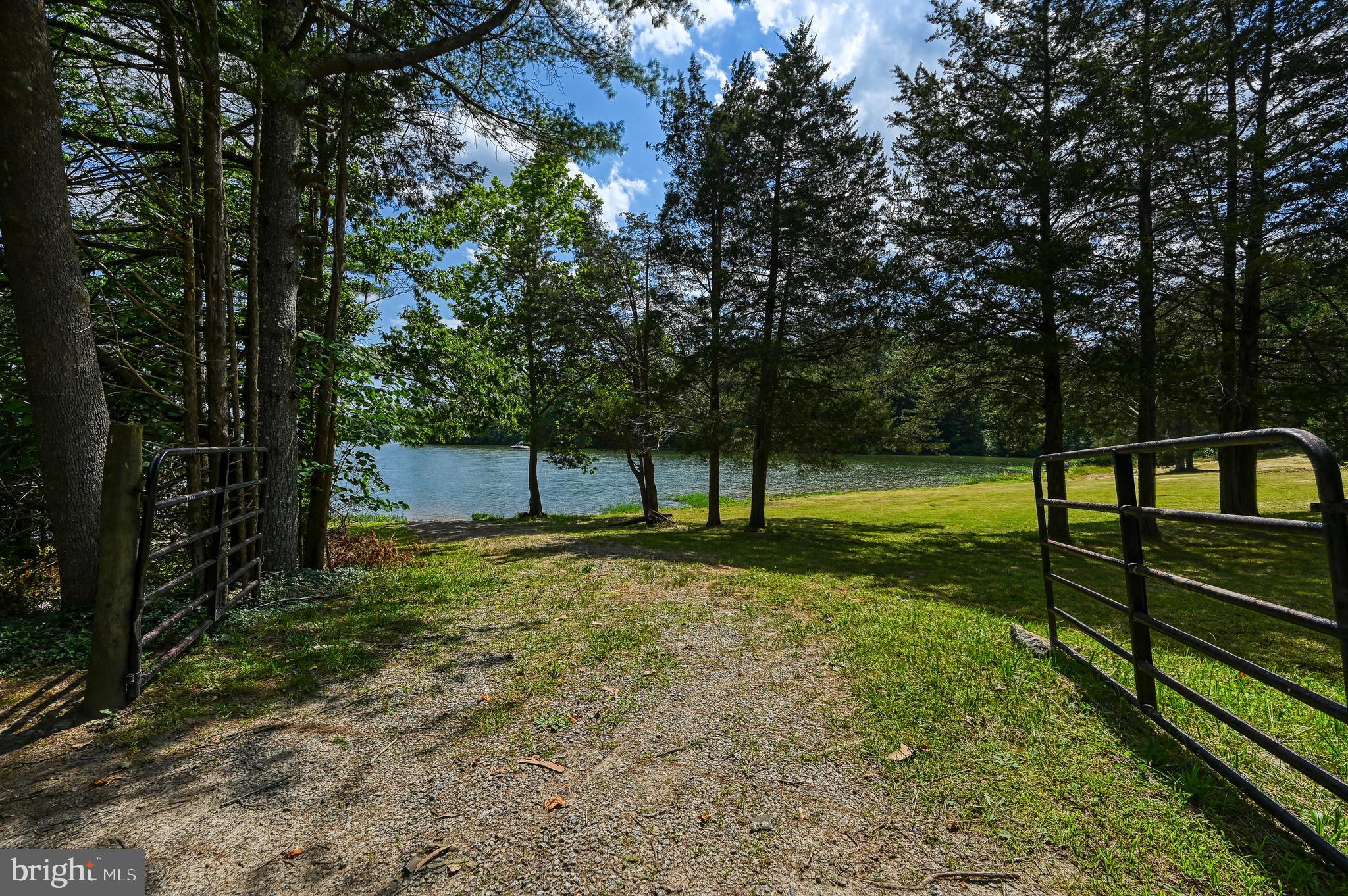 5900 Haleys Mill Road Spotsylvania, VA 22551 - Photo 17 of 43