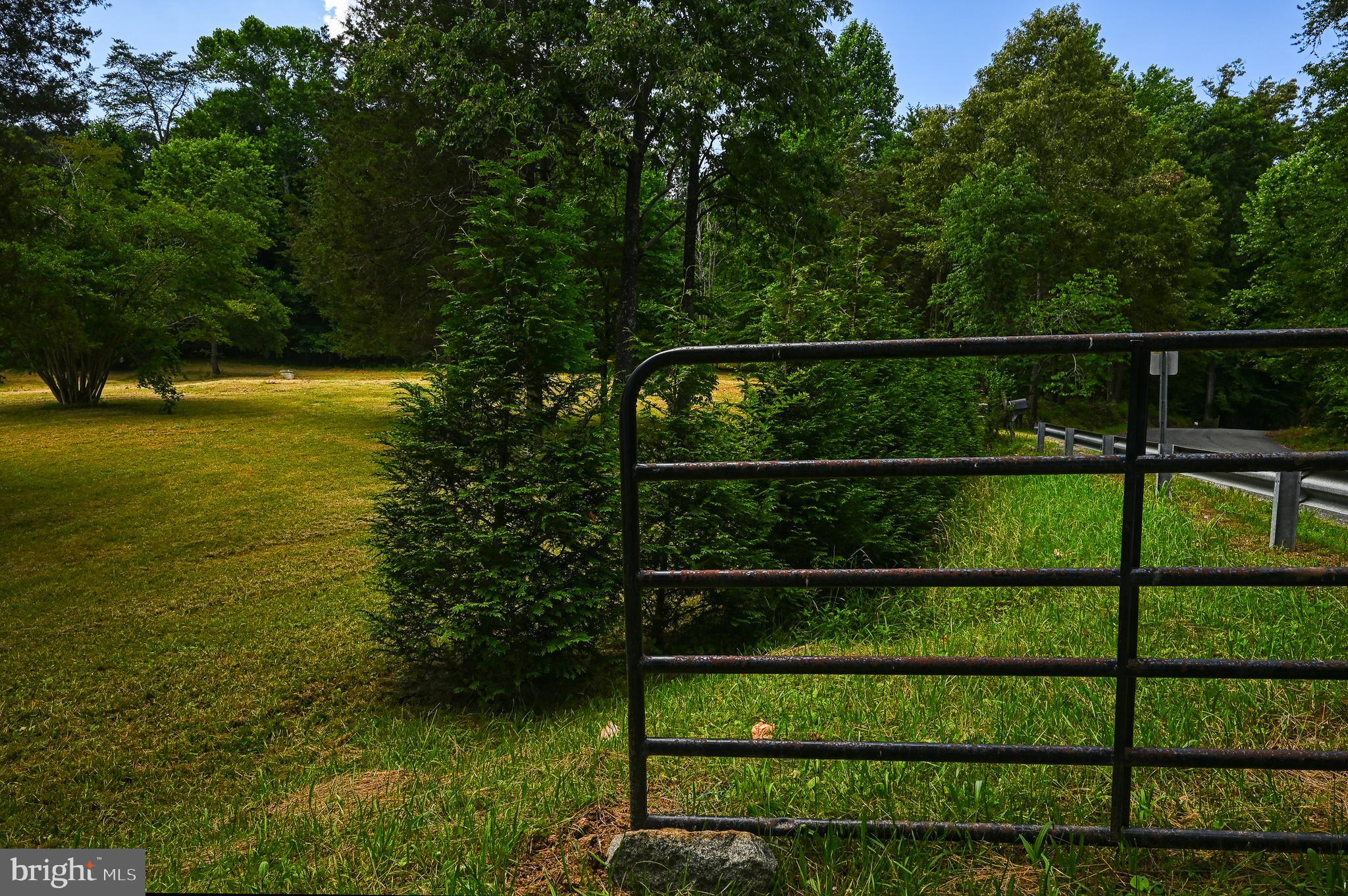 5900 Haleys Mill Road Spotsylvania, VA 22551 - Photo 18 of 43