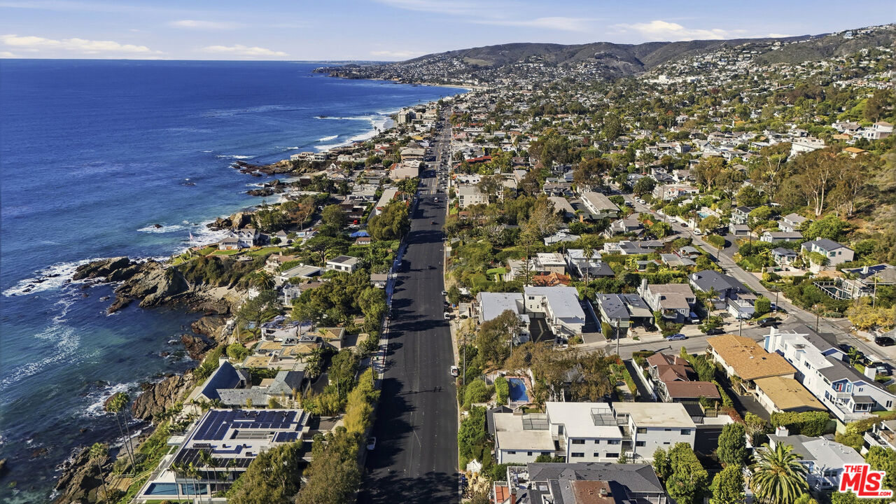 2442 South Coast Highway, Unit 3 Laguna Beach, CA 92651 - Photo 29 of 30 an aerial view of multiple house