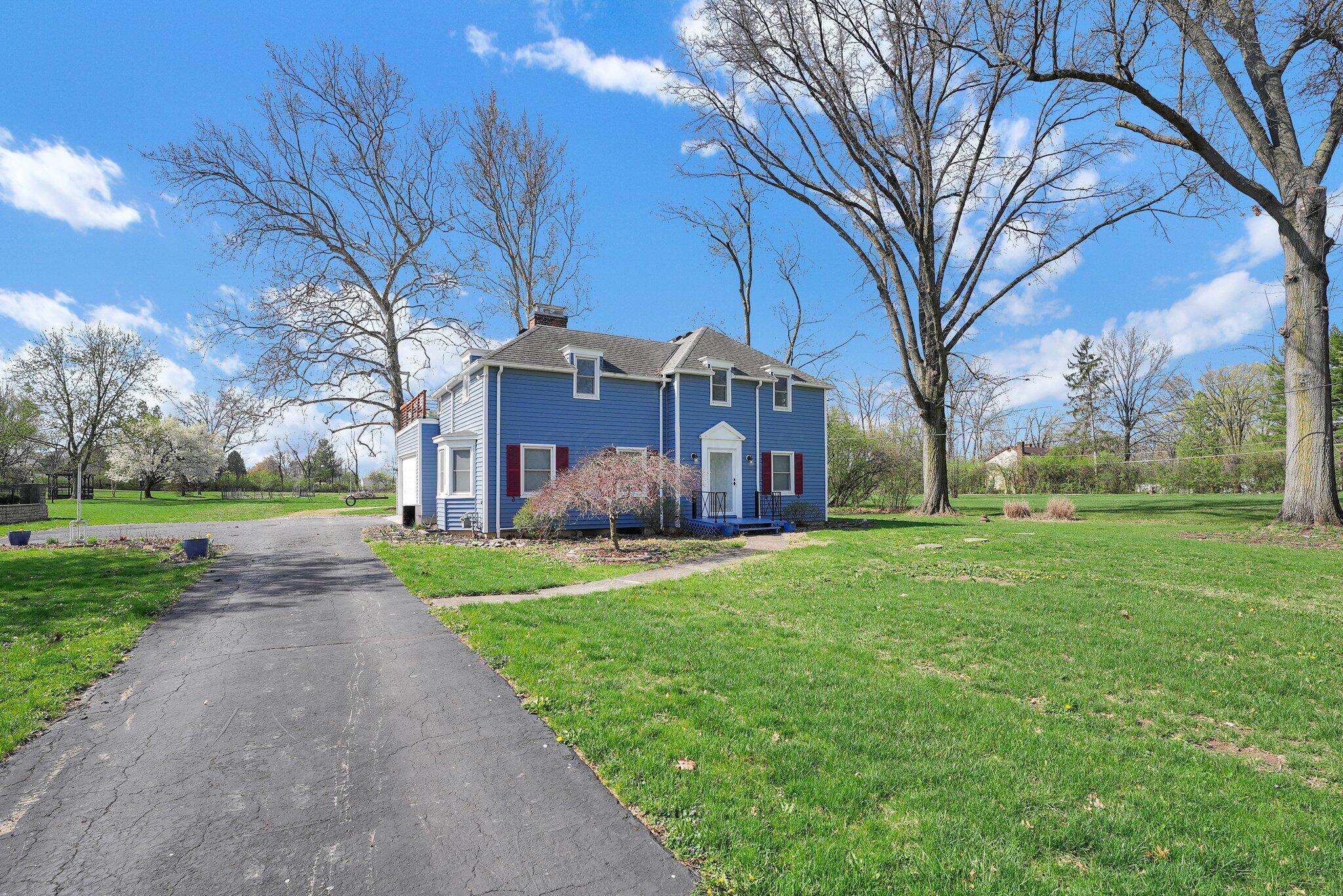 999 East Cooke Road Columbus, OH 43224 - Photo 5 of 76 2-web-or-mls-999-e-cooke-rd