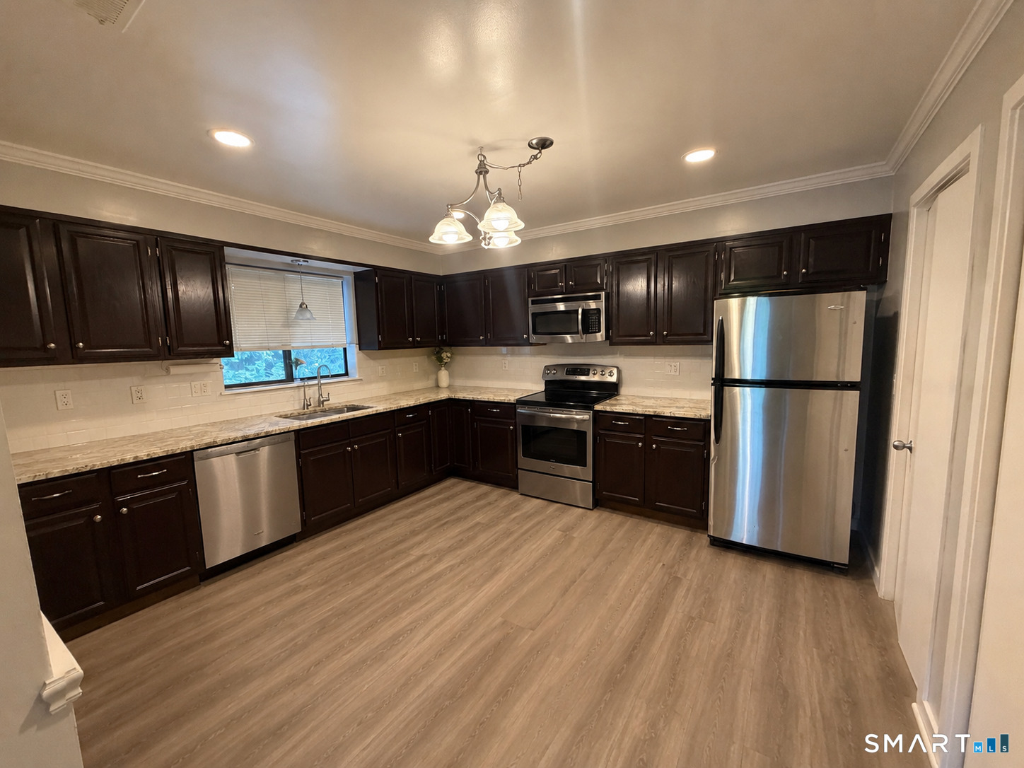 300 Flax Hill Road, Unit 4 Norwalk, CT 06854 - Photo 8 of 20