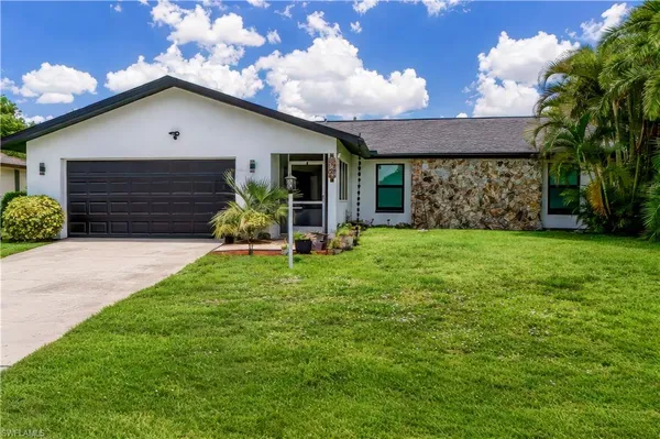 $474,900 | 601 Southeast 23rd Avenue, Cape Coral, FL 33990