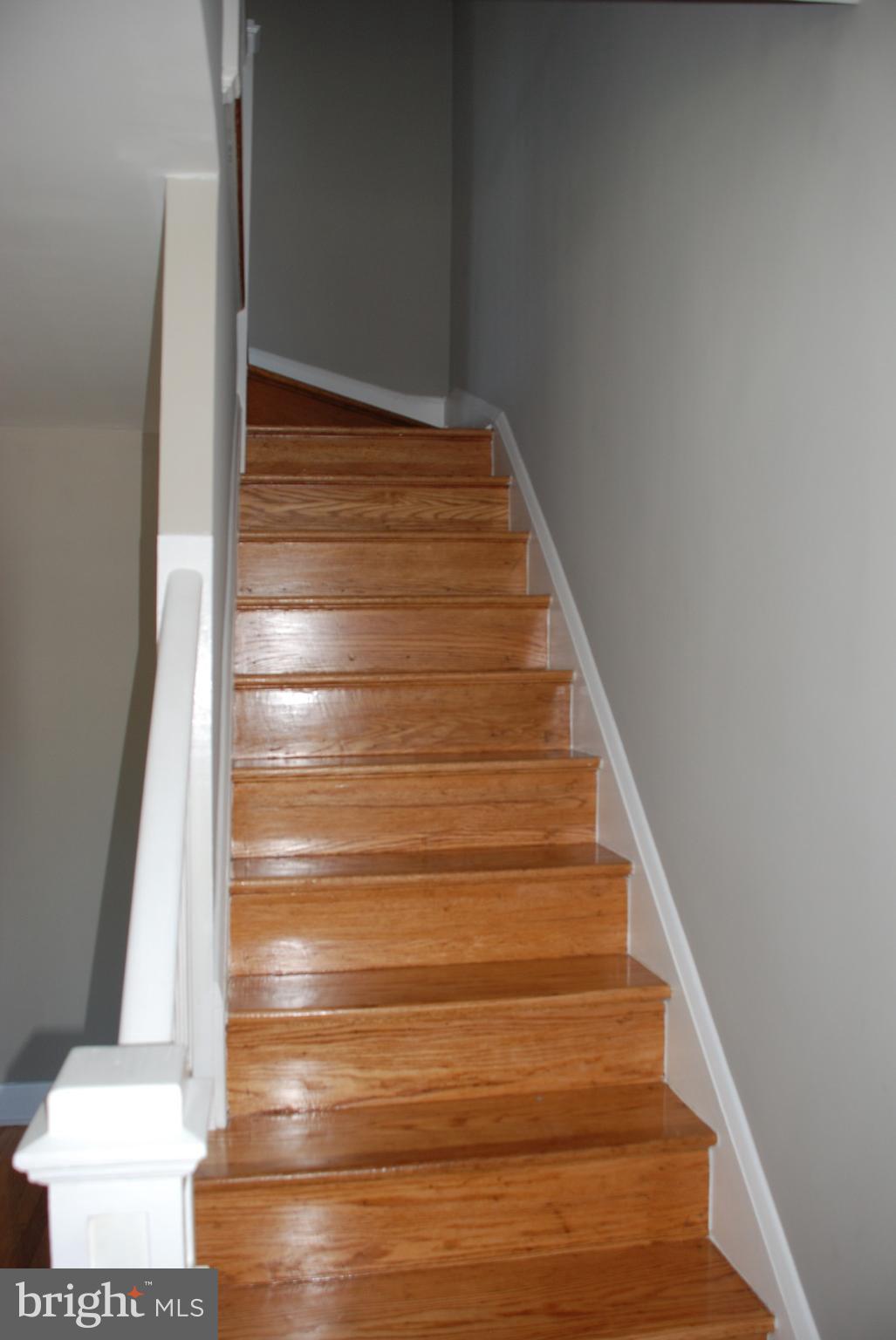 139 West Meadow Road Baltimore, MD 21225 - Photo 10 of 11 a view of entryway