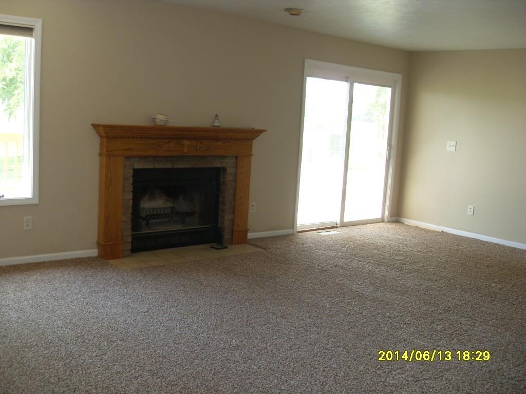 2711 Hampton Road Mishawaka, IN 46544 - Photo 2 of 12 Gallery Image 2