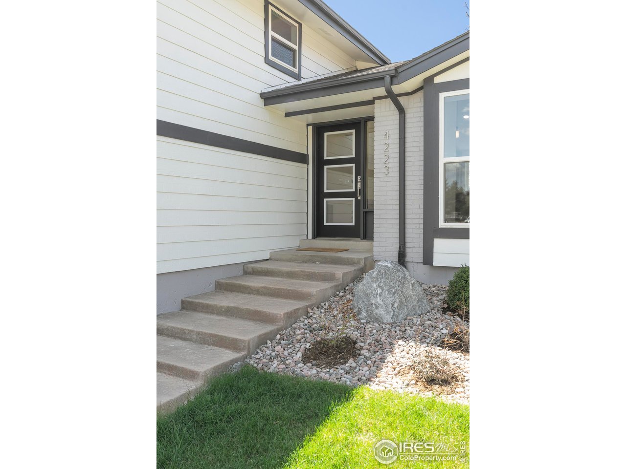 4223 Peach Way Boulder, CO 80301 - Photo 3 of 40