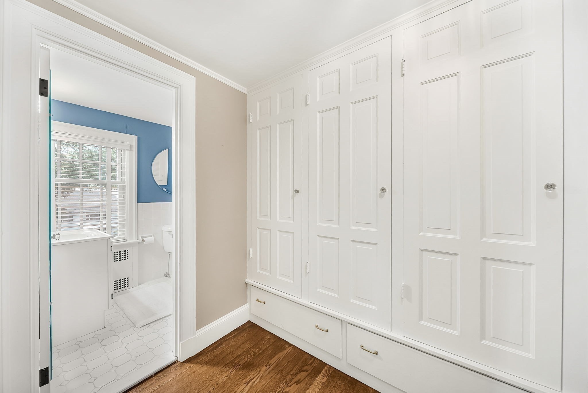 135 Edmunds Road Wellesley, MA 02481 - Photo 23 of 33 Gallery Image 23