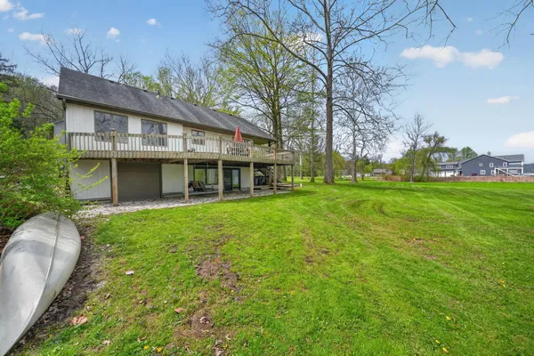 $1,950,000 | 66175 South Drive, Cassopolis, MI 49031