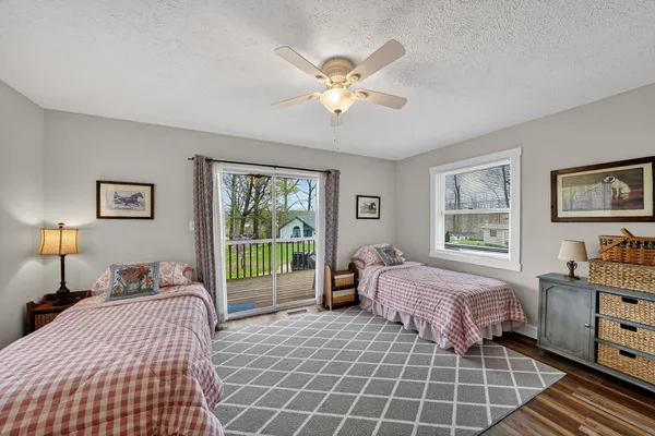 $1,950,000 | 66175 South Drive, Cassopolis, MI 49031