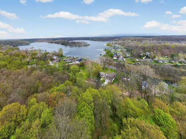 $1,950,000 | 66175 South Drive, Cassopolis, MI 49031
