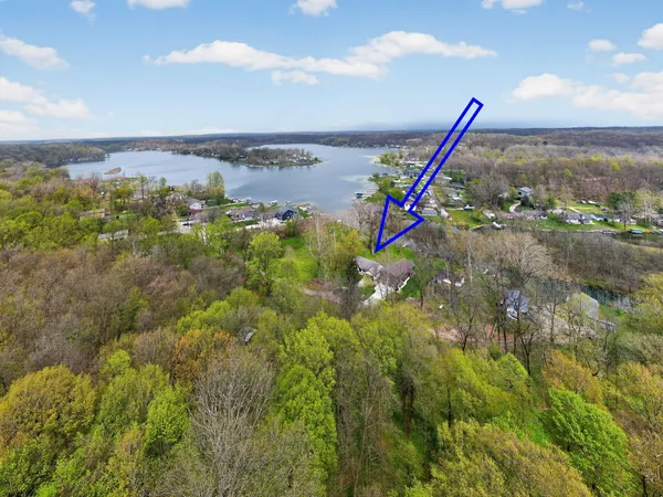 $1,950,000 | 66175 South Drive, Cassopolis, MI 49031