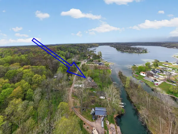 $1,950,000 | 66175 South Drive, Cassopolis, MI 49031