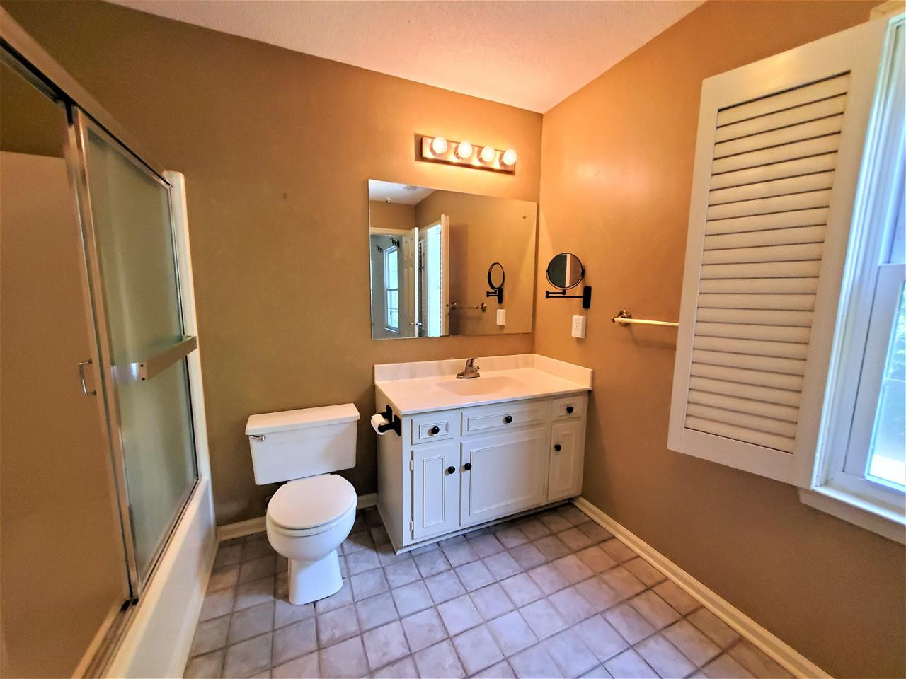 2006 Bivins Road Durham, NC 27712 - Photo 14 of 30 Owners Bath