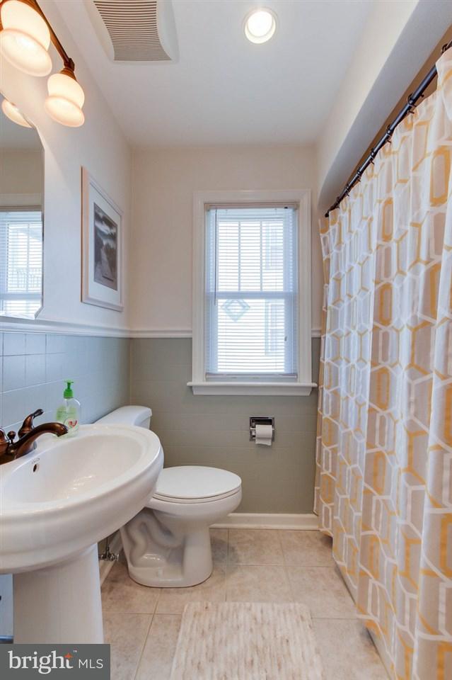 272 Locust Street Hanover, PA 17331 - Photo 13 of 27 Gallery Image 13