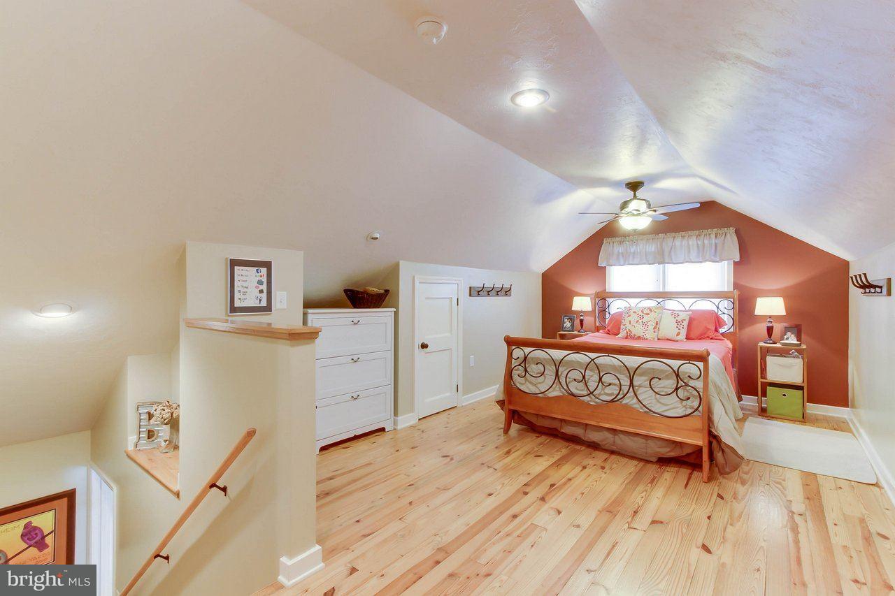 272 Locust Street Hanover, PA 17331 - Photo 15 of 27 Gallery Image 15