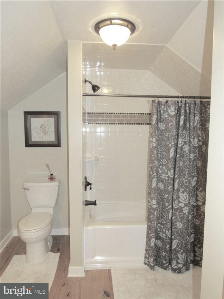 272 Locust Street Hanover, PA 17331 - Photo 16 of 27 Gallery Image 16