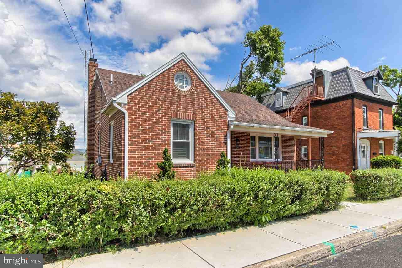 272 Locust Street Hanover, PA 17331 - Photo 26 of 27 Gallery Image 26