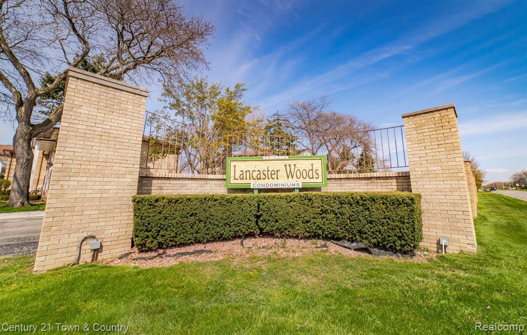 29201 Hayes Road, Unit 7 Warren, MI 48088 - Photo 2 of 26
