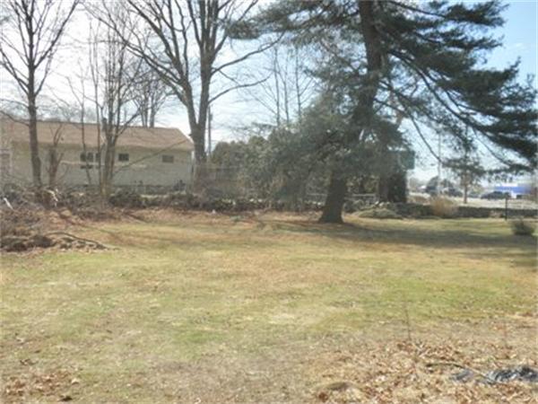 27 Durfee Road Tiverton, RI 02878 - Photo 5 of 7 a view of outdoor space with lake view