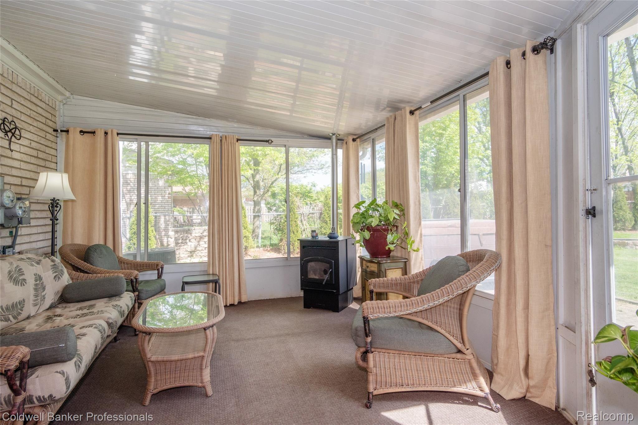 44259 Brandywyne Road Canton, MI 48187 - Photo 12 of 32 12.jpg