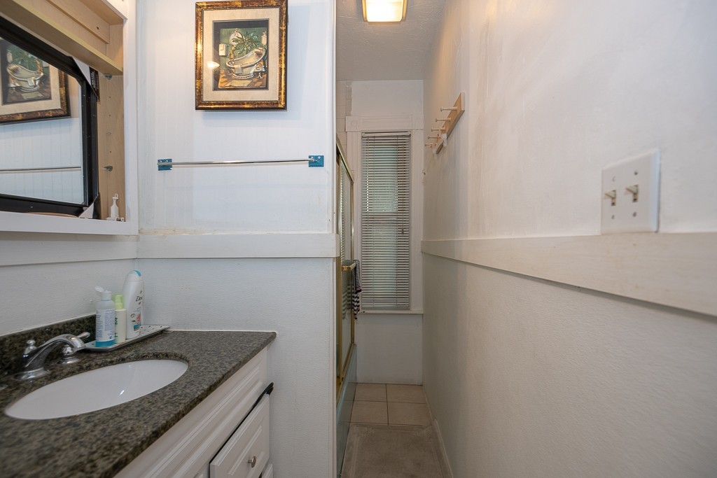 5 Fifth Avenue Worcester, MA 01607 - Photo 12 of 37 Gallery Image 12