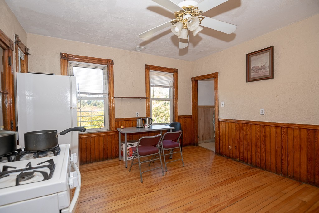 5 Fifth Avenue Worcester, MA 01607 - Photo 5 of 37 Gallery Image 5