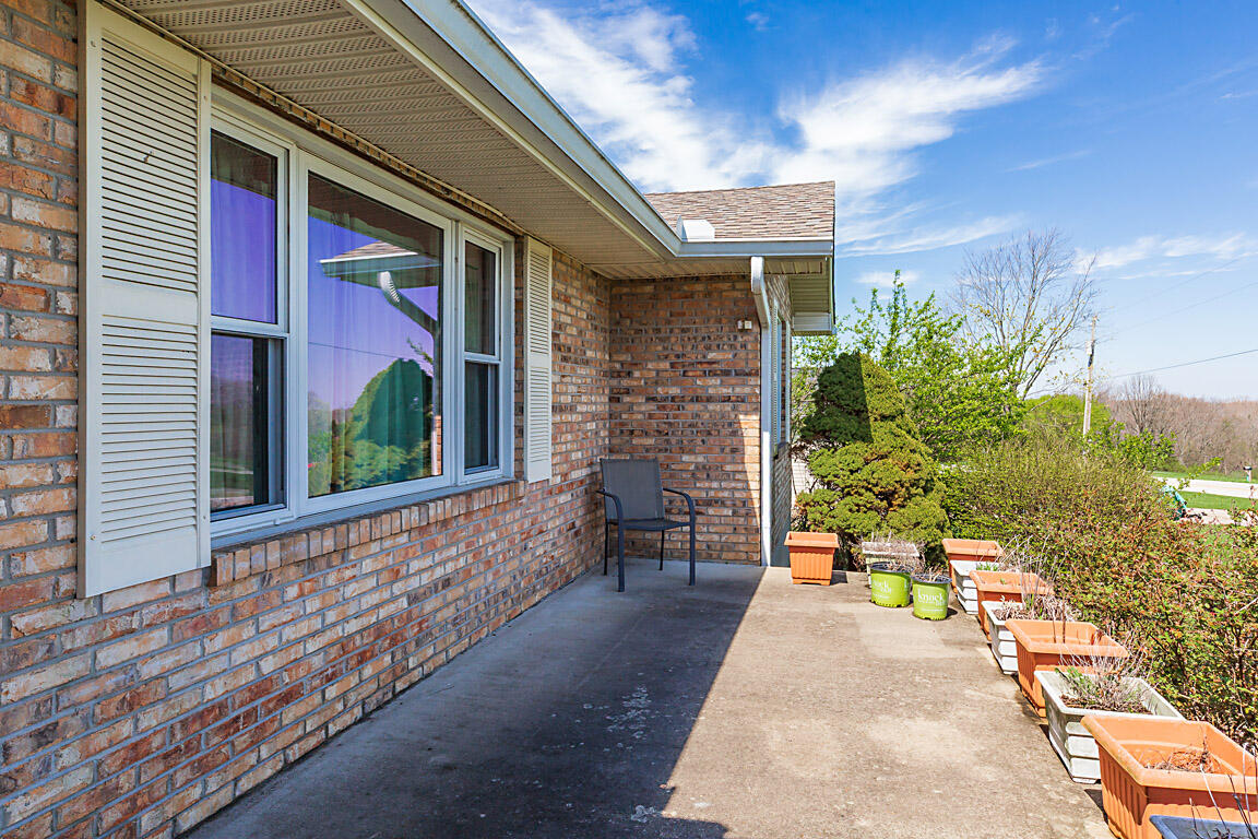 13471 Peach Grove Road California, KY 41007 - Photo 3 of 40 Gallery Image 3