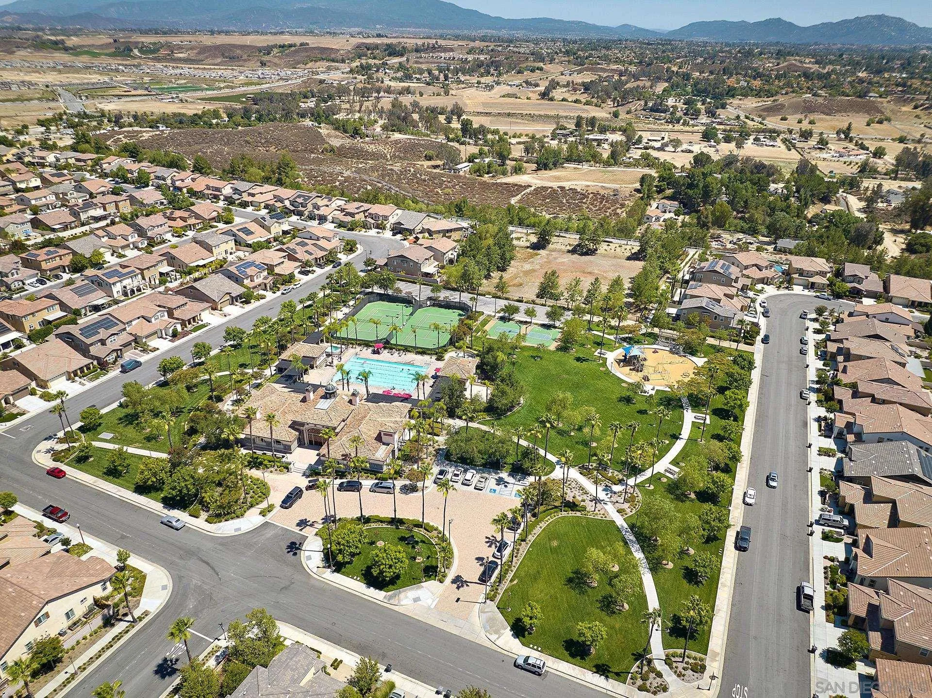 39182 Crown Ranch Road Temecula, CA 92591 - Photo 31 of 36 Gallery Image 31