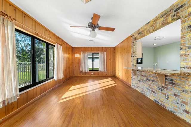 $530,000 | 215 Sandpiper Avenue, Royal Palm Beach, FL 33411