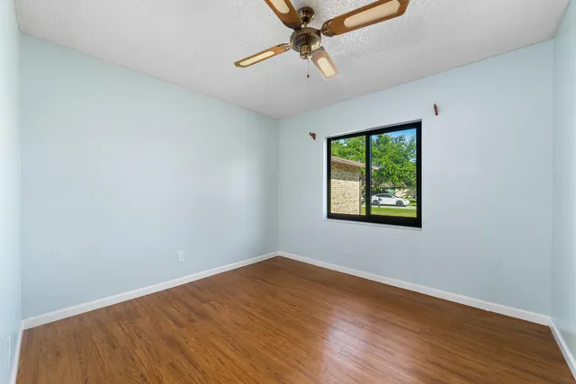 $530,000 | 215 Sandpiper Avenue, Royal Palm Beach, FL 33411