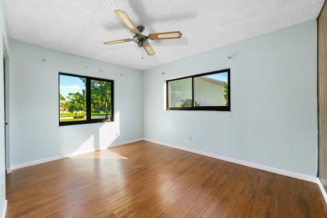 $530,000 | 215 Sandpiper Avenue, Royal Palm Beach, FL 33411