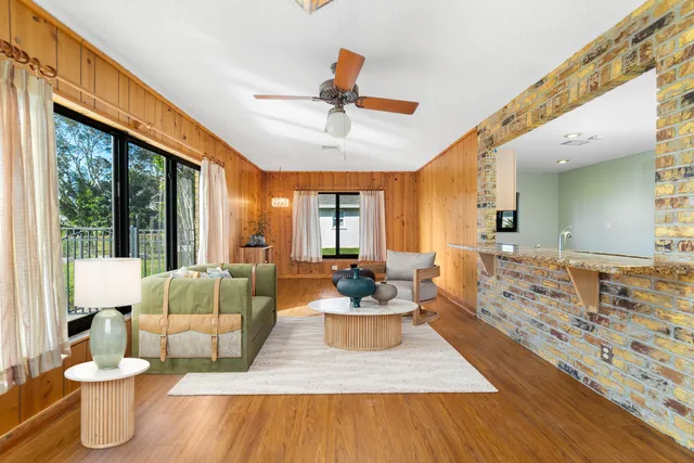 $530,000 | 215 Sandpiper Avenue, Royal Palm Beach, FL 33411