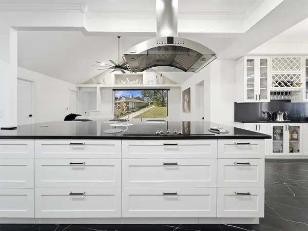 $699,000 | 142 Barrington Drive, Brandon, FL 33511