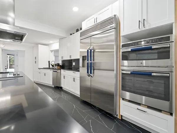 $699,000 | 142 Barrington Drive, Brandon, FL 33511