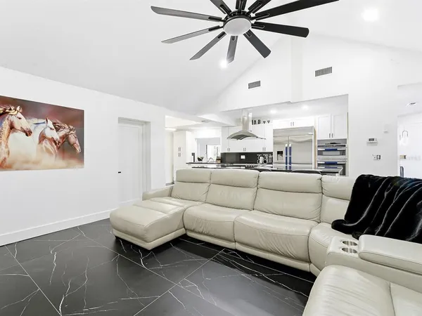 $699,000 | 142 Barrington Drive, Brandon, FL 33511