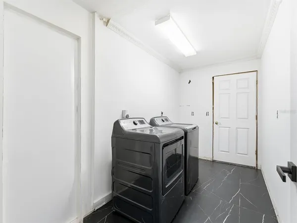 $699,000 | 142 Barrington Drive, Brandon, FL 33511