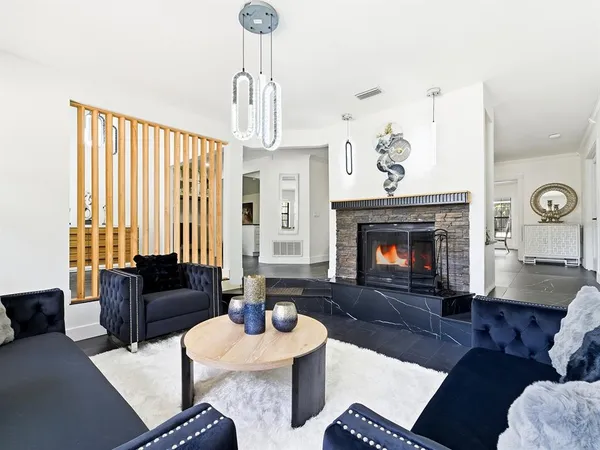 $699,000 | 142 Barrington Drive, Brandon, FL 33511