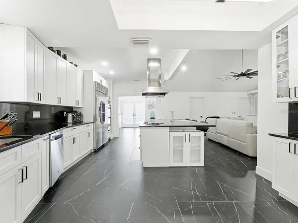 $699,000 | 142 Barrington Drive, Brandon, FL 33511