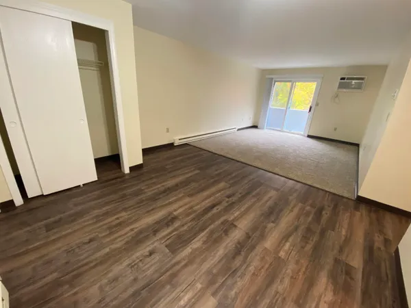 $1,899 | 143 Eastern Avenue, Unit 201, Manchester, NH 03104