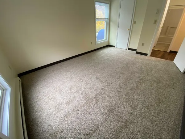 $1,899 | 143 Eastern Avenue, Unit 201, Manchester, NH 03104