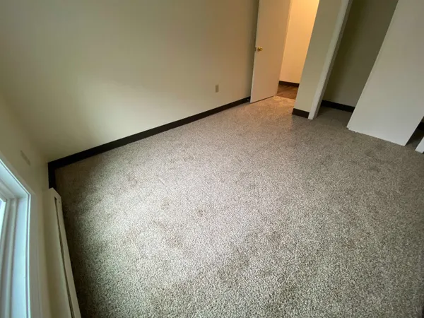 $1,899 | 143 Eastern Avenue, Unit 201, Manchester, NH 03104