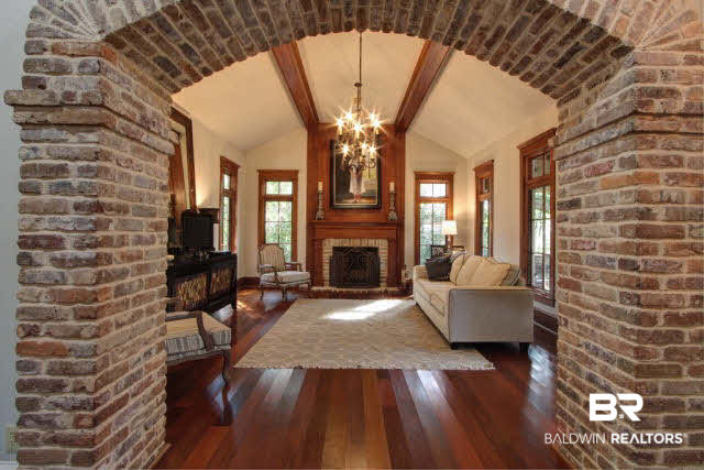 115 Oak Avenue Fairhope, AL 36532 - Photo 12 of 45 living room