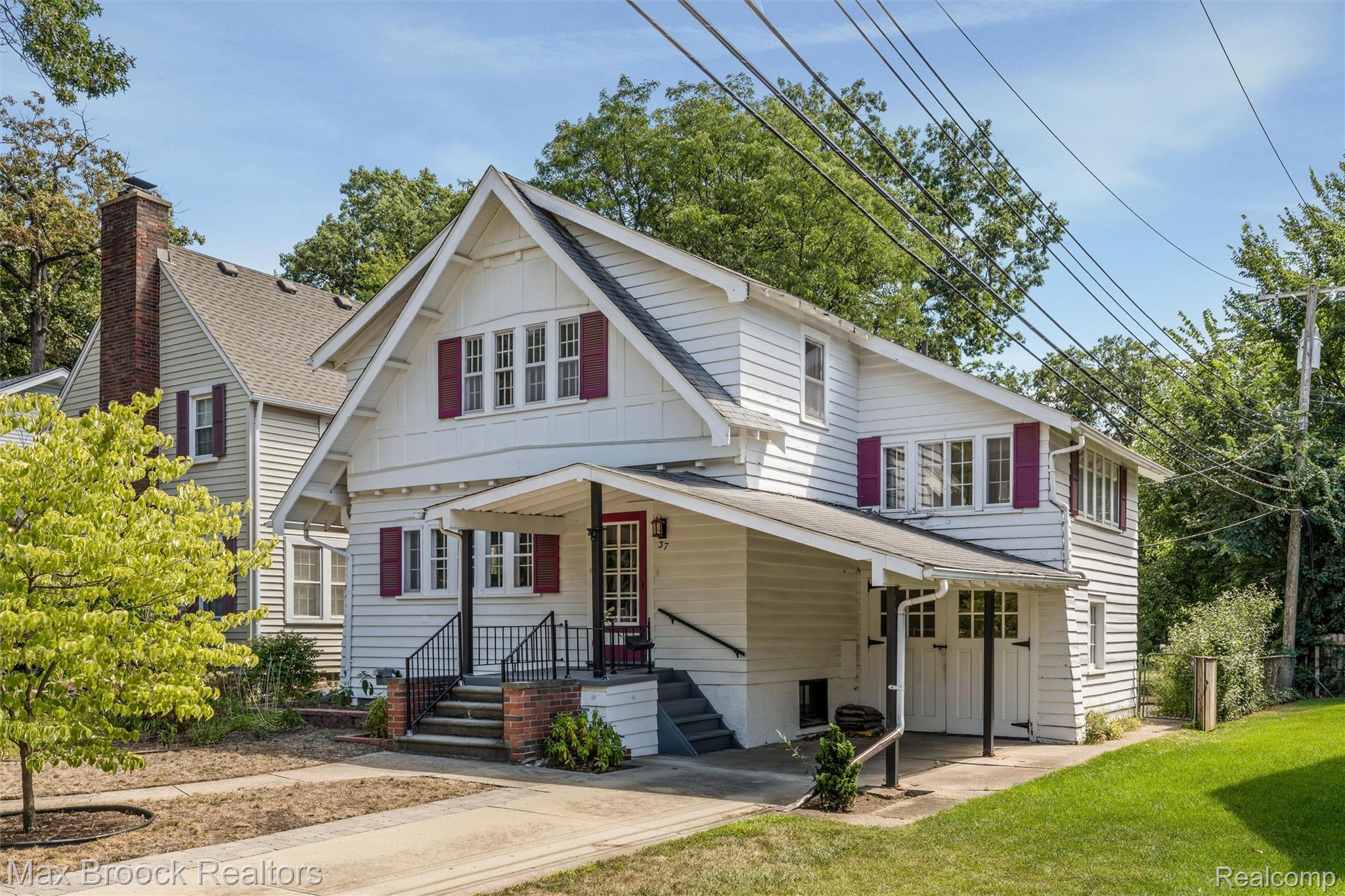 37 Hanover Road Pleasant Ridge, MI 48069 - Photo 1 of 41 37 Hanover Road