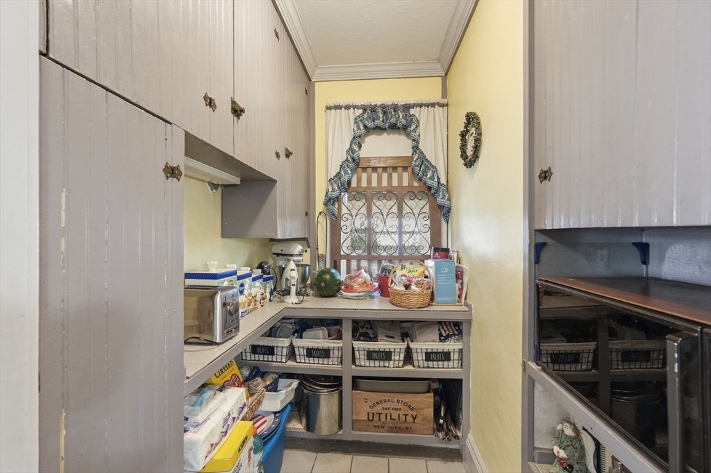 17-19 Howes Street Springfield, MA 01118 - Photo 10 of 42